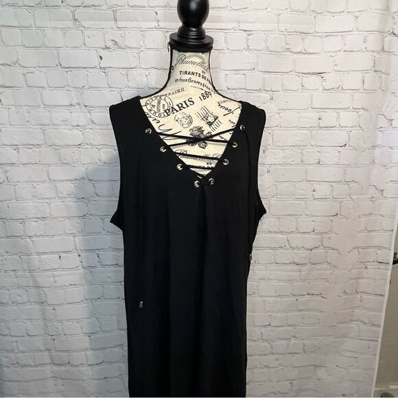 Torrid tie front black swing dress size 3 - Picture 2 of 9